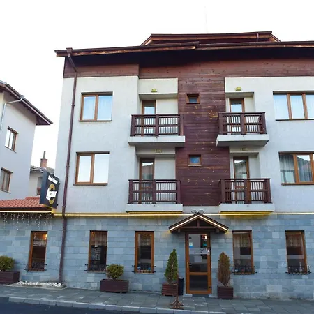 فندق Family Lazur 3*