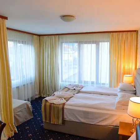 Family Lazur 3* Bansko