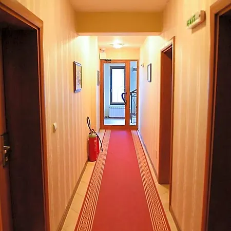 Hotel Family Lazur 3*