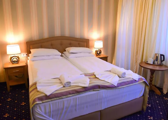 Family Lazur Hotel 3*